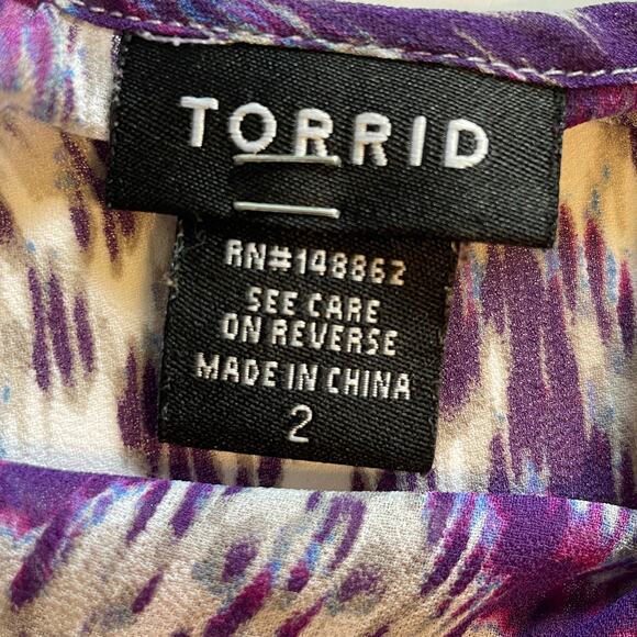 Torrid Purple Ikat Aztec Print Top Women's Size 2X Sheer Cut Out Bow Back Blouse - Picture 6 of 9
